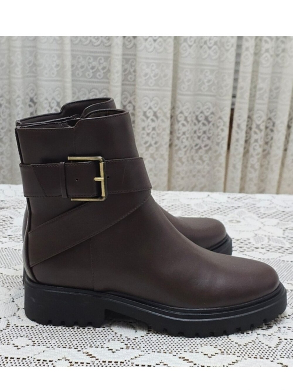 Unisa Ankle Boots 8.5 Dark Brown Faux Leather Lug Sole Moto Booties Side Zip